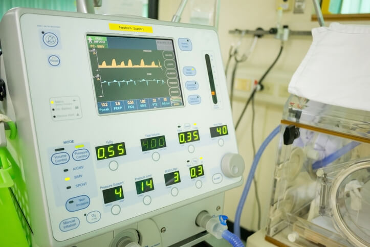4 Signs a Patient on a Mechanical Ventilator Requires Suctioning